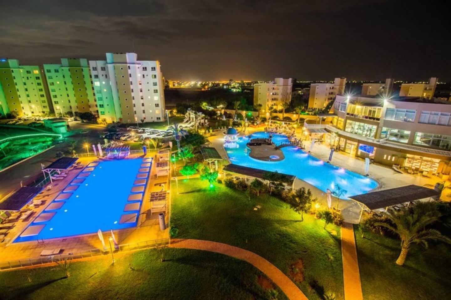 Stunning 2 Bedroom Holiday Home In 5-Star Resort Trikomo Extérieur photo